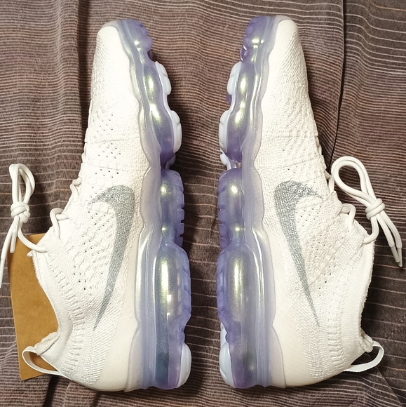 Nike Air Vapormax 2023 Flyknit phantom metallic/silver/multi women sz 10 - Picture 7 of 7